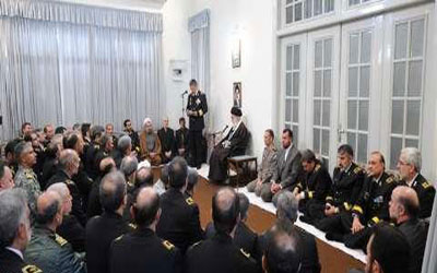 Imam Khaminei en el d&iacutea de las fuerzas naval iran&iacute