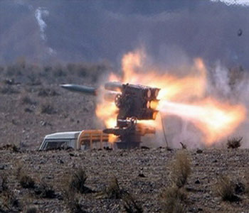 Maniobras terrestres defensa de la guardia de la revoluci&oacuten en el este de Ir&aacuten