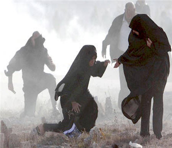 La polic&iacutea bahrein&iacute ataque a los pol&iacuteticos detenidos