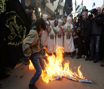 Una sentada en el campo de Bourj Barajne por el movimiento del Jihad Islam&iacute