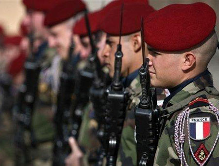 Ex coronel francés verifica la detenci&oacuten de 13 oficiales franceses en Siria