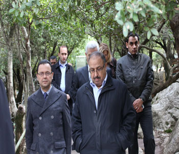 Una delegaci&oacuten &aacuterabe en Mlita