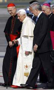 El Papa parte desde Roma hacia México y Cuba
