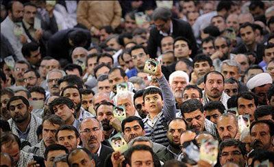 Imam Khaminei recibe los profesores en la Hussayniyat del Imam Khomeini