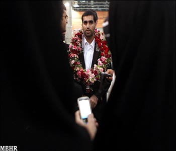 Llegan a Teher&aacuten dos ingenieros iran&iacutees liberados en Siria