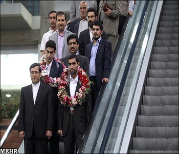 Llegan a Teher&aacuten dos ingenieros iran&iacutees liberados en Siria