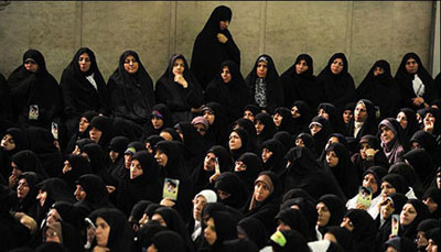 Imam Khaminei recibe los profesores en la Hussayniyat del Imam Khomeini