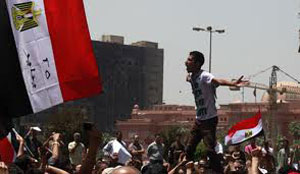 Ir&aacuten: La revoluci&oacuten del pueblo egipcio a&uacuten no ha terminado