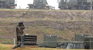 Turqu&iacutea traslada misiles y blindados a la frontera siria