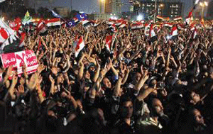 Morsy restituye la Cámara baja egipcia disuelta por la cúpula militar