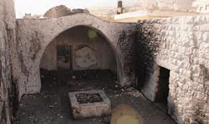 Colonos sionistas asaltan el Mausoleo del profeta Yousef