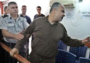 Condenado por un tribunal de la ocupaci&oacuten a 54 cadenas perpetuas