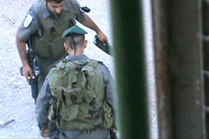 Difunden video de polic&iacutea israel&iacute agrediendo a un ni&ntildeo palestino