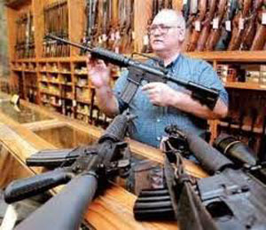 El florecimiento del comercio mundial de armas ligeras