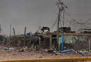 Venezuela controla uno de los tres fuegos en una refiner&iacutea