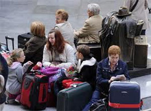 Huelguistas sabotean cinco trenes de Barcelona