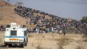 30 mineros muertos en Sud&aacutefrica por disparos de la Polic&iacutea