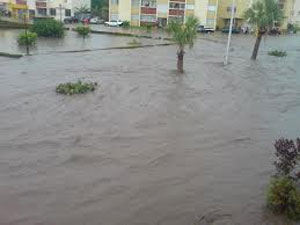 Las autoridades mexicanas alertan a la poblaci&oacuten de la tormenta 