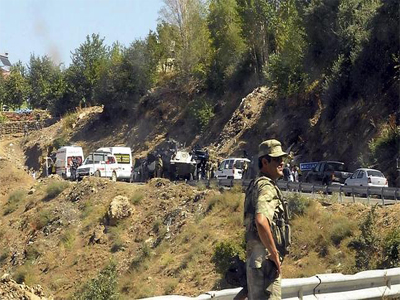 10 soldados turcos muertos y 60 heridos al atacar un convoy en sureste de Turqu&iacutea