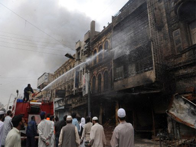 Mueren 261 personas en una f&aacutebrica en Pakist&aacuten