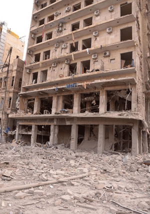 Tres violentas explosiones terroristas sacuden la plaza de Saad Allah al-Yabiri en Alepo