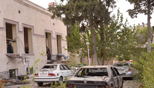 Tres violentas explosiones terroristas sacuden la plaza de Saad Allah al-Yabiri en Alepo