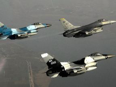 Aviones turcos bombardean bases rebeldes kurdas en Iraq