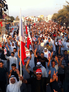 La policía de Bahréin reprime una manifestación en Manama