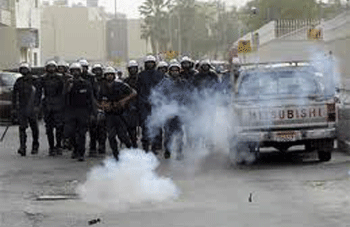 Muere un policía en unos enfrentamientos con manifestantes en Bahréin