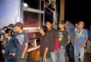 Estados Unidos deportará a más de 2 mil 400 mexicanos