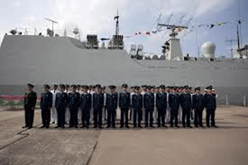 China realiza maniobras navales en el Pacífico