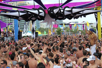 La CIA recluta personal homosexual en Miami Beach