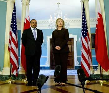 El doble juego de EE.UU.: Washington se al&iacutea con el Gobierno de Bahréin y su oposici&oacuten