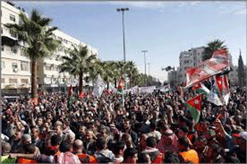 Miles de jordanos se manifiestan contra el Gobierno