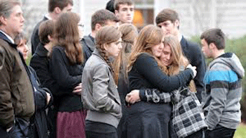 Newtown entierra a sus víctimas