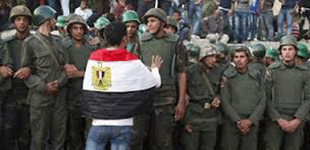 La oposición egipcia rechaza el referendo constitucional