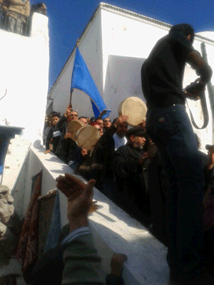 Incendio en el santuario de Sidi Bousaid el Beji