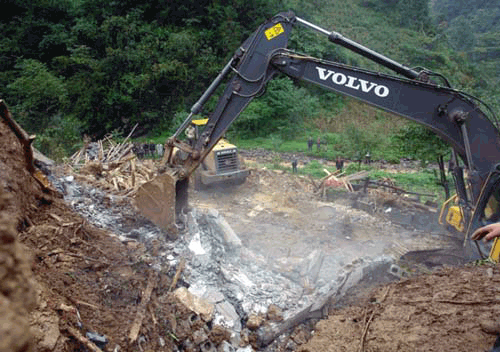 Decenas de muertos por derrumbamiento en China