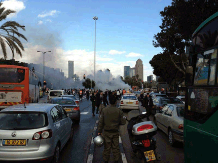 Explosión de un coche cerca del Ministerio de Guerra israelí