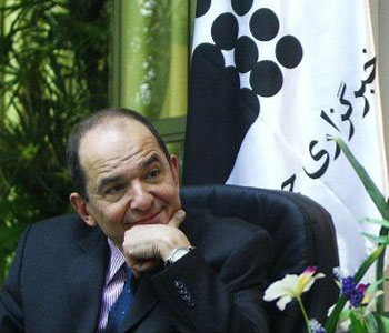 España desea ampliar sus relaciones con Irán