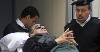 Un tribunal egipcio reabre juicio contra Hosni Mubarak