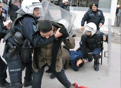 Manifestaciones masivas en Turquía contra el despliegue del Patriot
