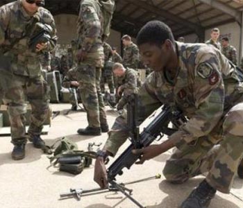 El gasto de Francia en la intervenci&oacuten militar de Mali