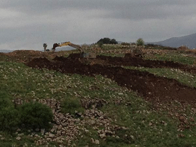 Los enemigos israelíes realizan obras en la orilla del río libanés “Wazzani”