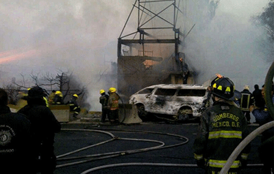 Explosión de camión cisterna que transportaba gas en México