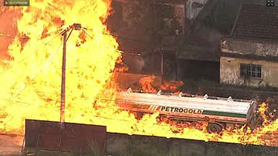 Un gran incendio en depósito de combustible en Rio de Janeiro