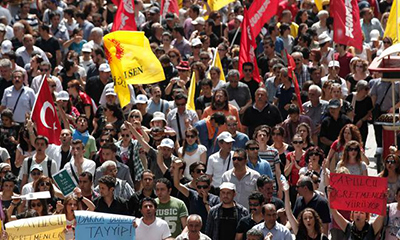 Turquía: 24 detenidos por “tuitear” en favor de las manifestaciones