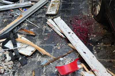 la explosión de dos bombas en una plaza del centro de Damasco