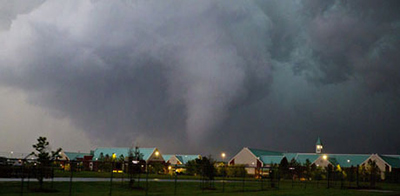 El paso de un nuevo tornado por la localidad de Oklahoma
