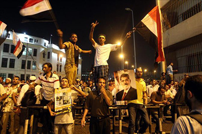 Choques en El Cairo entre partidarios de Mursi y la policía